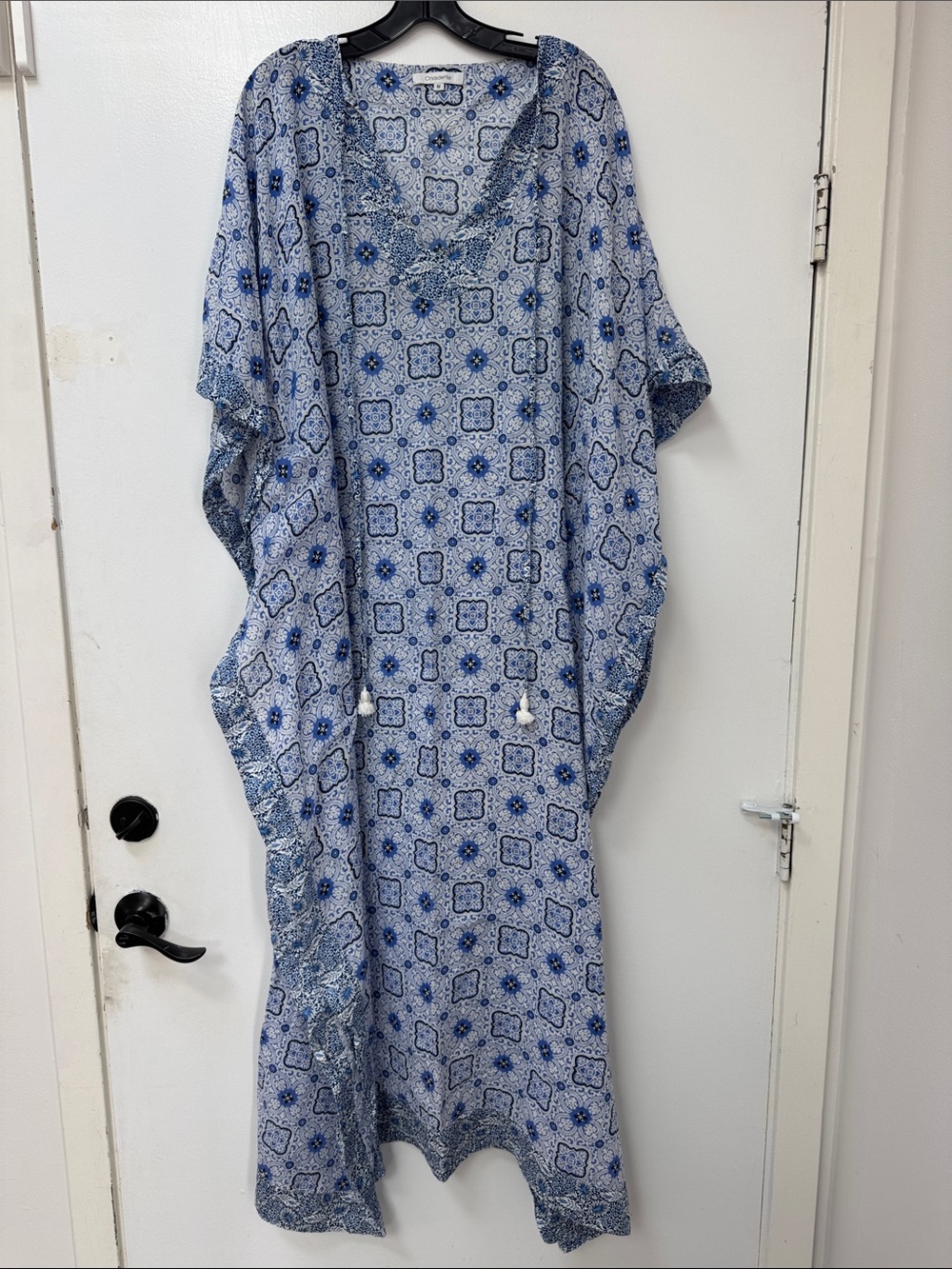 OndadeMar Blue and White Printed Swim Coverup Caftan